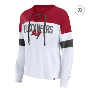 Fanatics NFL Tampa Bay Buccaneers women’s lace-up long sleeve top.